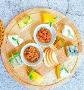 breezekohtao.com cheese board to share